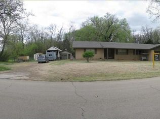 315 SW 3rd St, Glencoe, OK 74059