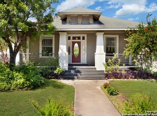 207 Hunstock Ave, San Antonio, TX 78210