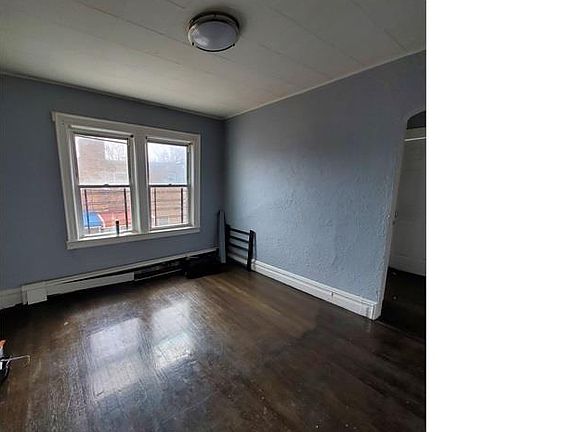 4th image of 866 E 232nd St Floor 2