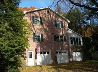 516 Osborne Ln, Sewickley, PA 15143