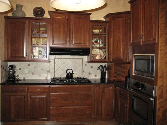 5th image of 1721 N Maple Cir
