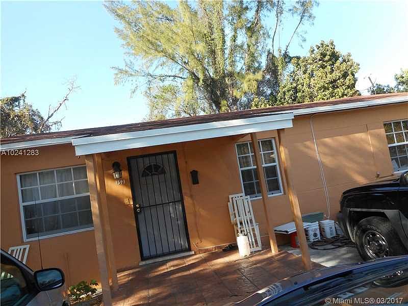 1st image of 1341 NE 149th St