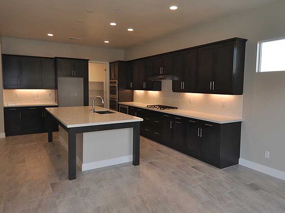 Homesite 4 Kitchen