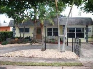 904 Johnson St, Hollywood, FL 33019