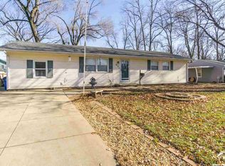 834 N Woodland Rd, Olathe, KS 66061