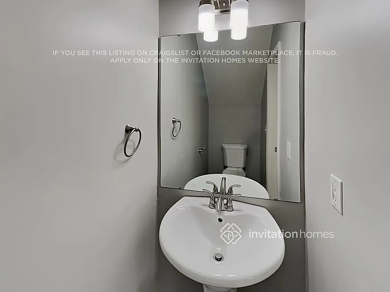 2435 Shad Ct — Photo 16