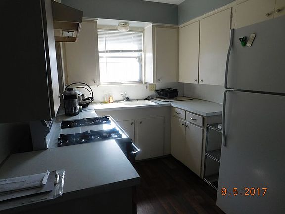 5th image of 2835 Sandage Ave