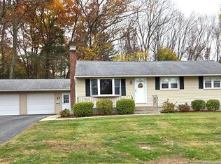 21 Grove Rd, Enfield, CT 06082