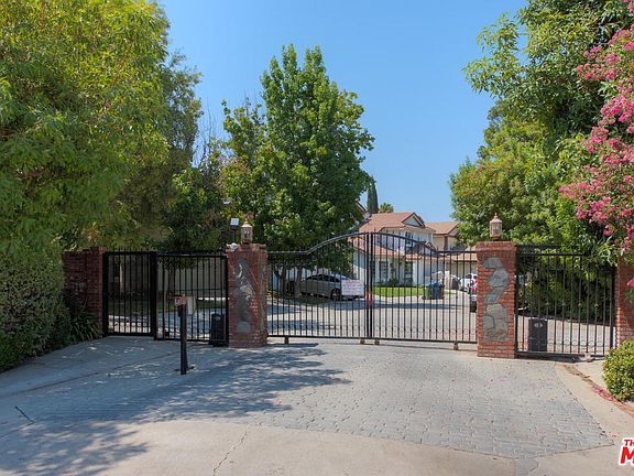 2nd image of 5904 Julian Ln