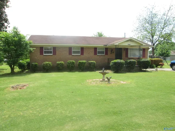 1500 Buchanan St, Athens, AL 35611