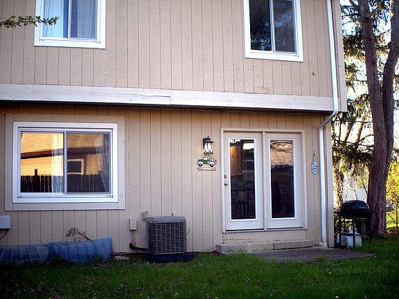 4th image of 922 Tradewind Dr