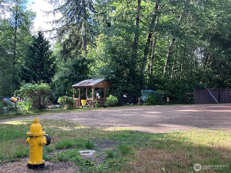 3rd image of 0 W Tyee Place