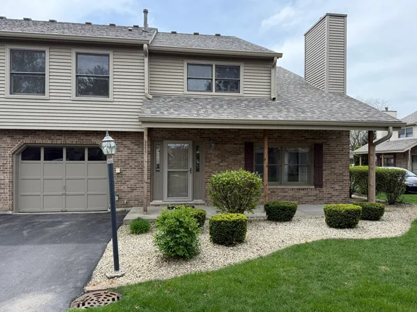 9324 Waterford Ln, Orland Park, IL 60462