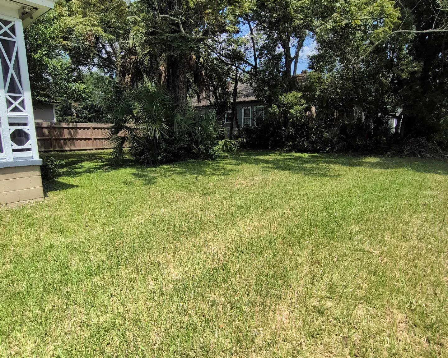 2 bed, 1.0 bath, 962 sqft, $1,150 — Photo 2