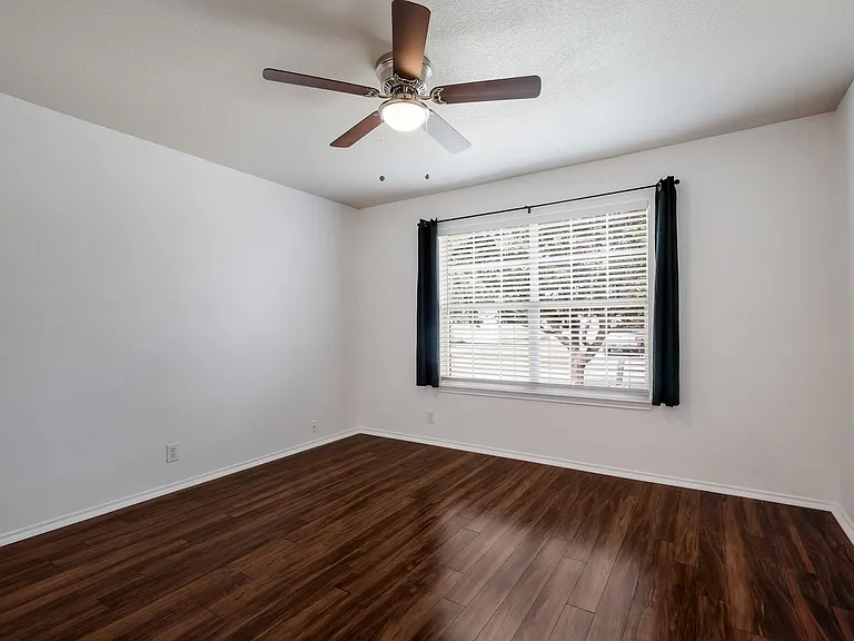 8848 Staghorn Ml — Photo 19