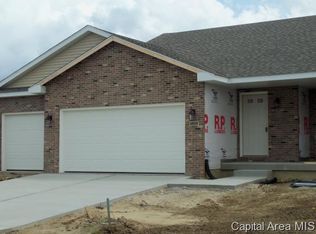 4808 Chestnut Dr, Springfield, IL 62711