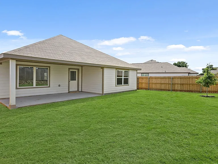 2432 Texas Ash Way — Photo 2