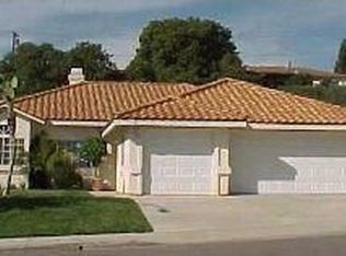 318 Carlson Ct, Vista, CA 92083