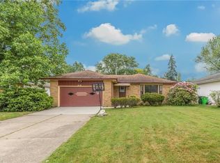 6312 Eastondale Rd, Mayfield Heights, OH 44124