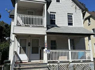 26 Calhoun St, Springfield, MA 01107