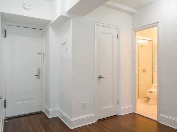 501 West 113th Street 1702 image 6 of 7