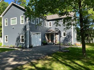 60 Lewis Rd, Westfield, MA 01085