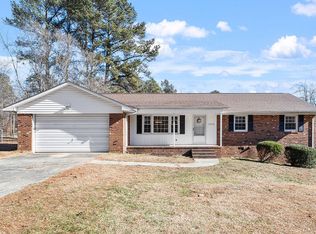 1822 Penrod Rd, Durham, NC 27703