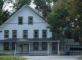 37 Elm St, Gardner, MA 01440