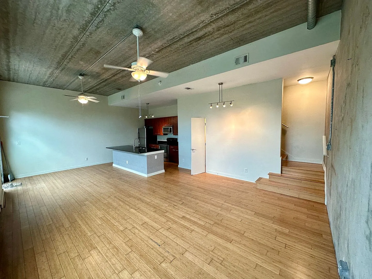 2 Bed | 2.5 Bath | Frogtown Apartments Downtown | Parking Space Included — Photo 4