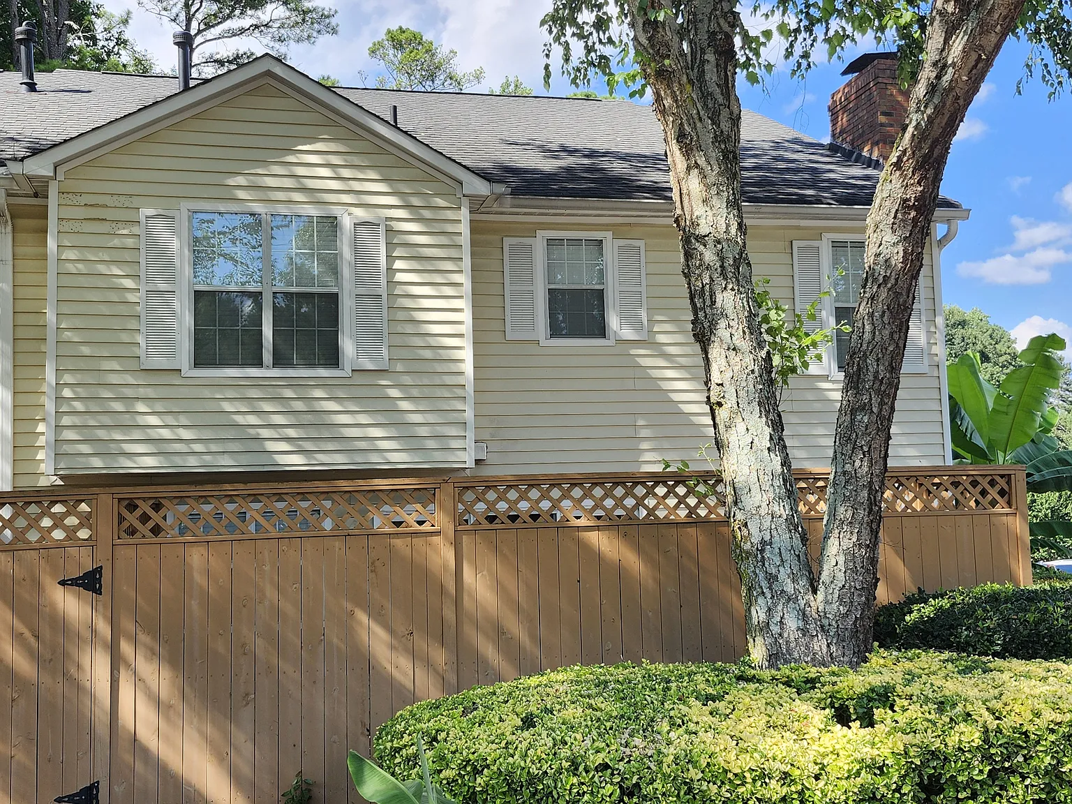 5577 Clover Rise Ln — Photo 1