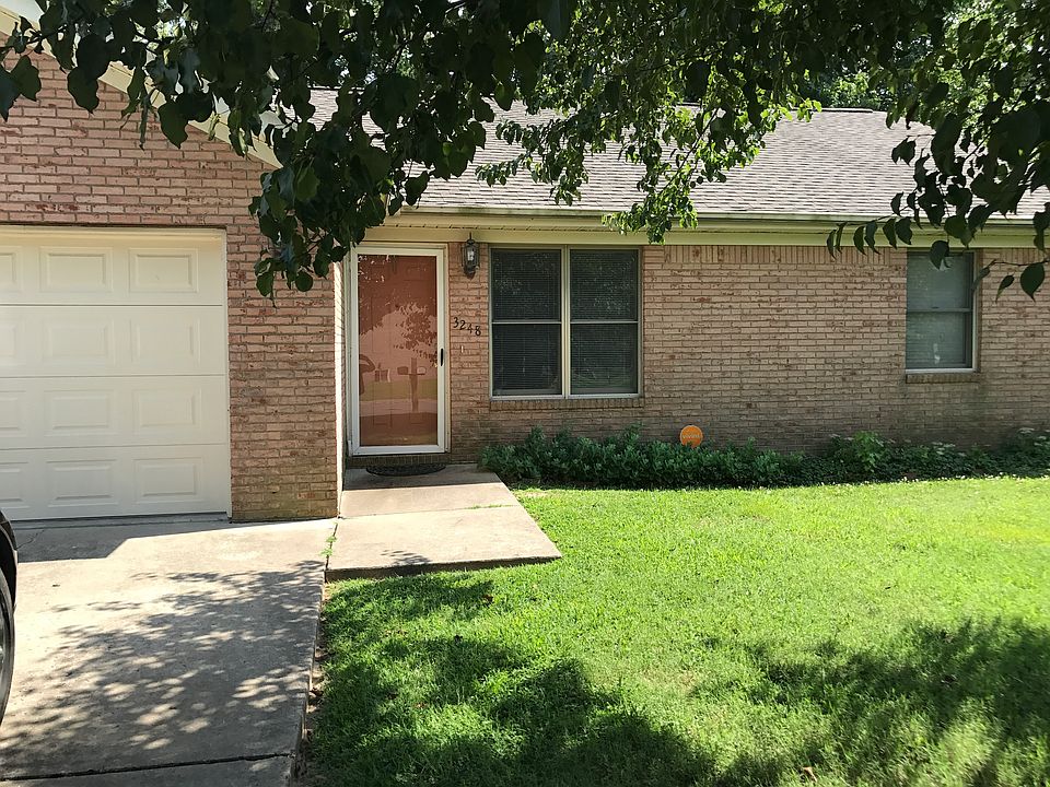 1st image of 3248 River Oaks Blvd