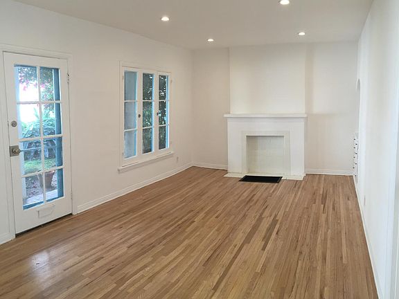 2nd image of 7956 Norton Ave