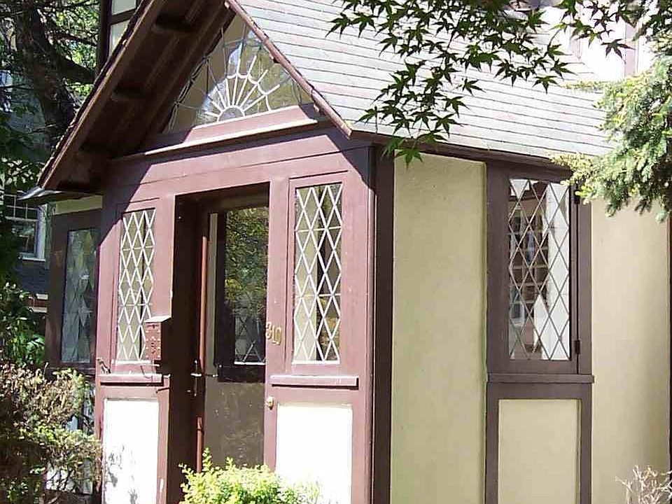 Welcome to the "Shakespear House"