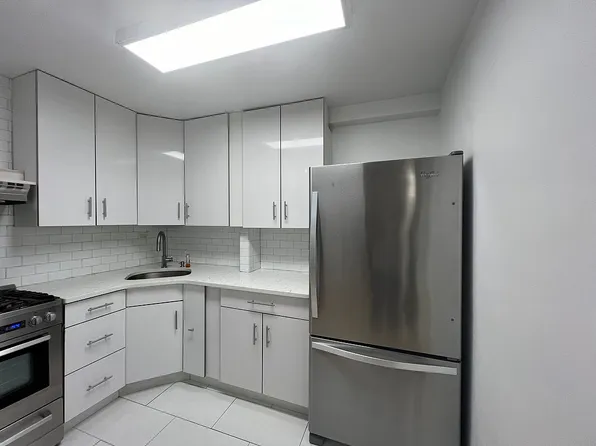 8912 170th St #1C, Jamaica, NY 11432