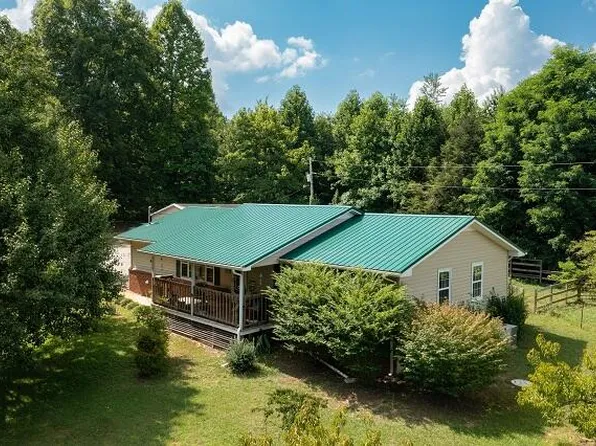 790 Van Buren Dr, Spencer, TN 38585