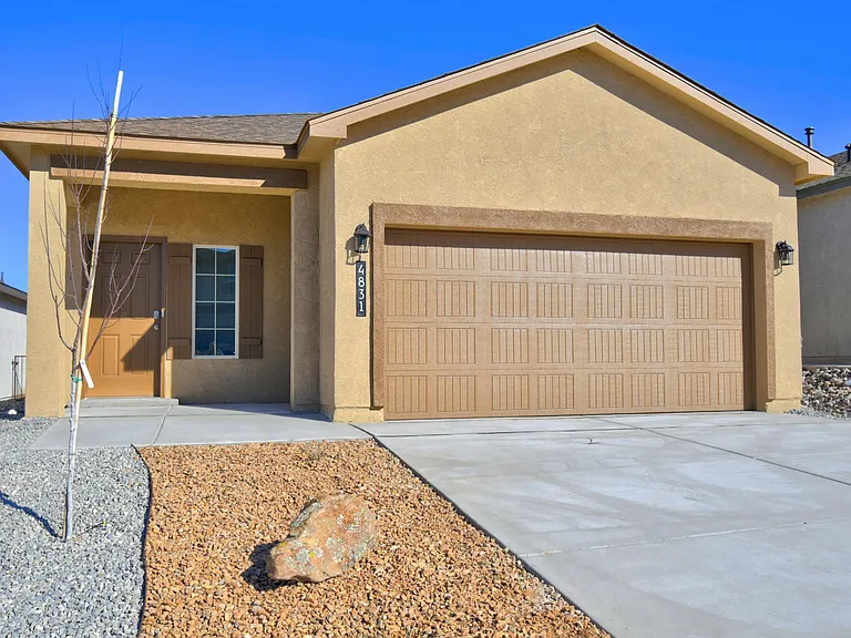 4831 Sandia Vista Rd NE — Photo 1