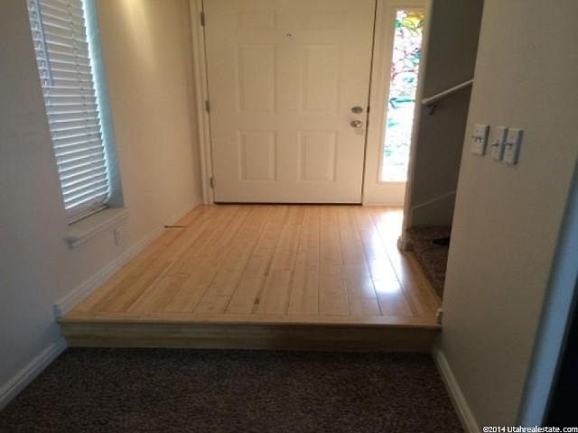 1st image of 1604 W Wynview Ln