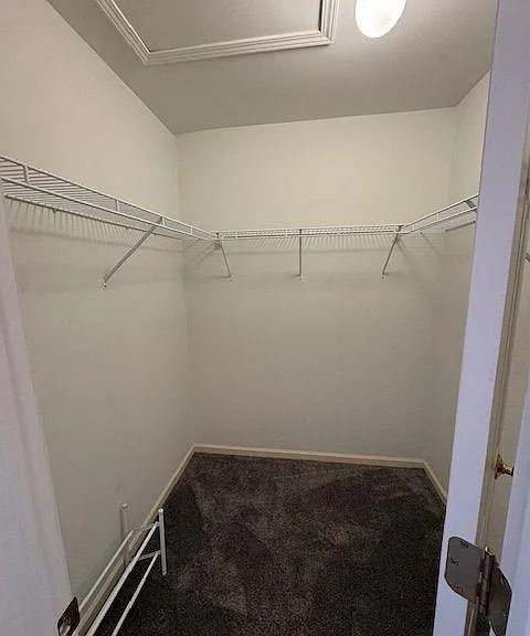 1922 Pebble Creek Dr — Photo 13