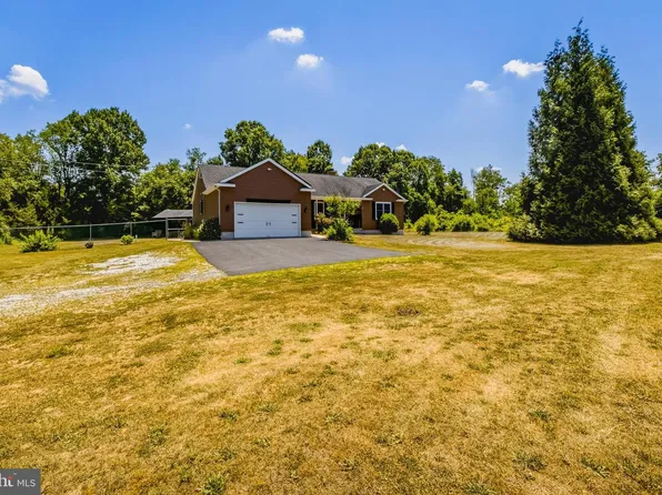 705 Garden Rd, Pittsgrove, NJ 08318