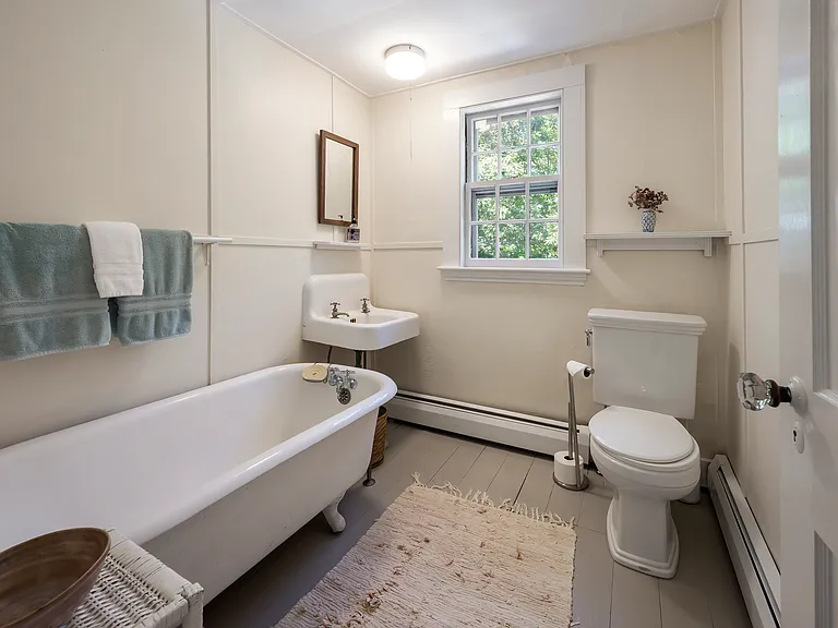 303 Summer St — Photo 27