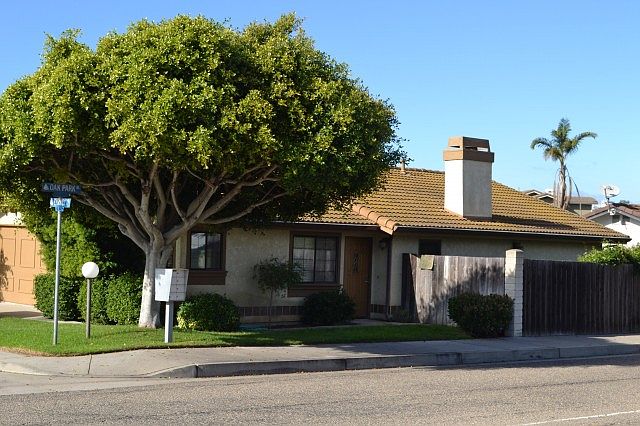 2nd image of 1965 Carmel Ct