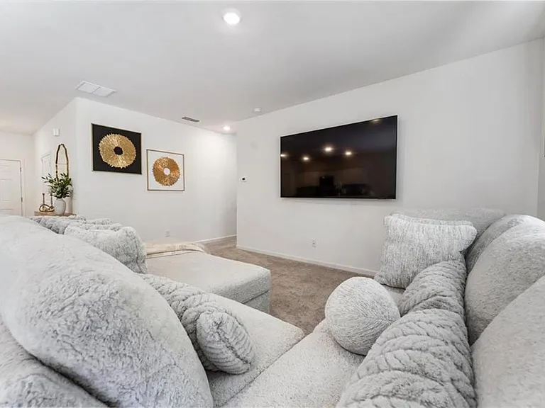 2359 Argento Cir — Photo 8