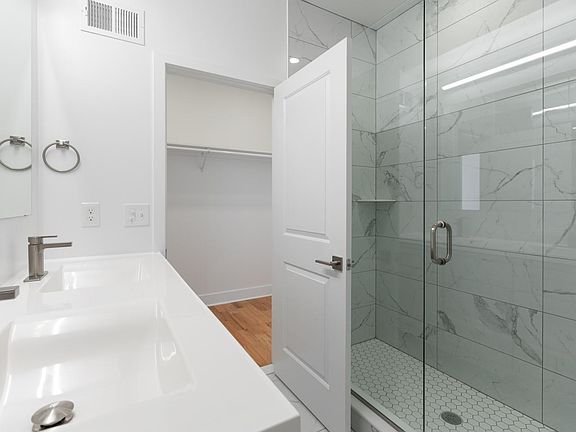 5th image of 501 W Norris St #A
