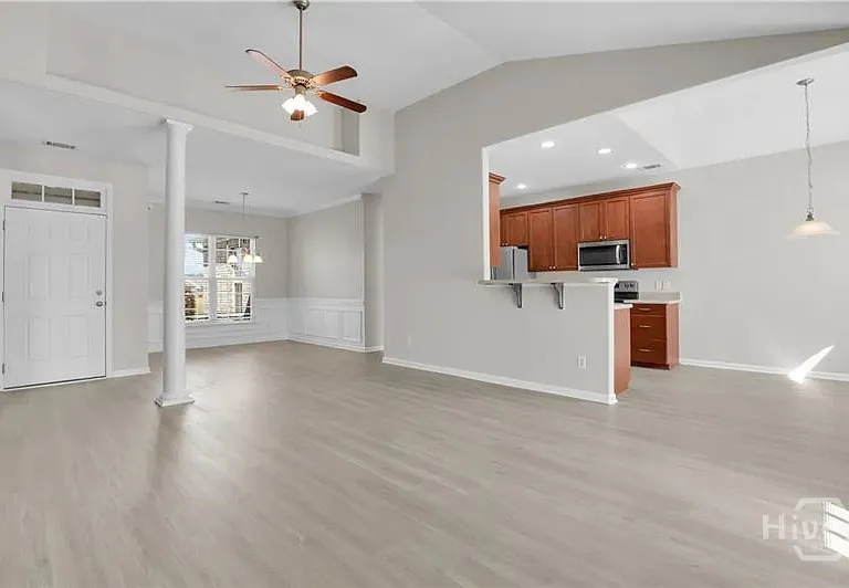 218 Willow Point Ln — Photo 11