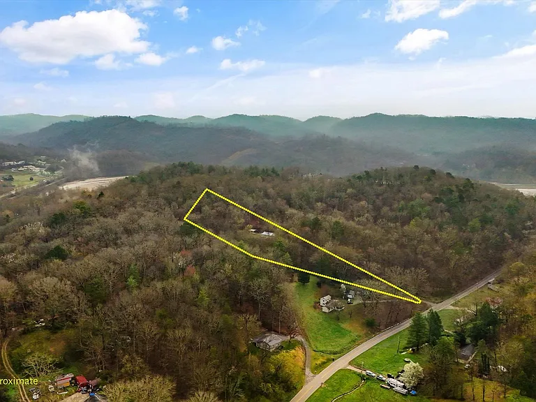 147 Little Emory Rd — Photo 40