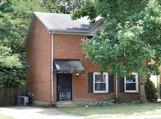 1520 Deer Lake Dr, Lexington, KY
