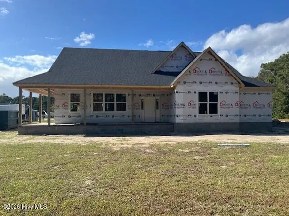 100 Gordon Court, Swansboro, NC 28584