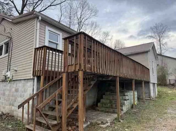 32 Hummingbird Ln, Hazard, KY 41701