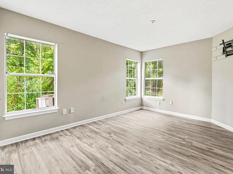 10531 Beacon Ridge Dr #13-101 — Photo 23