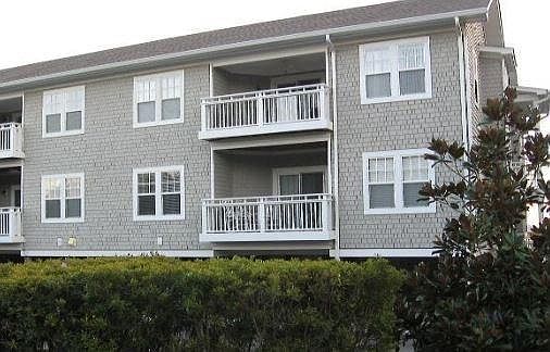 1st image of 614 W Brown St Unit I
